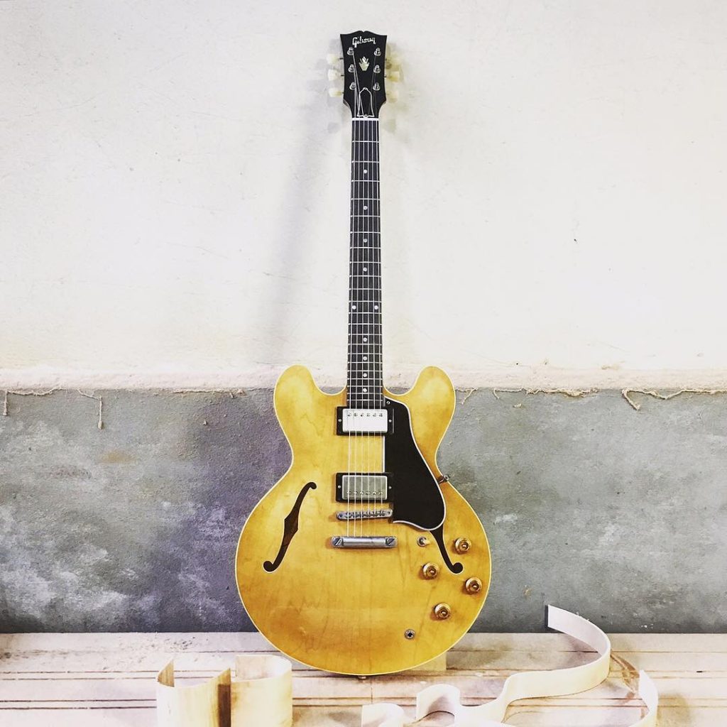 San Valentino: Chitarra Gibson