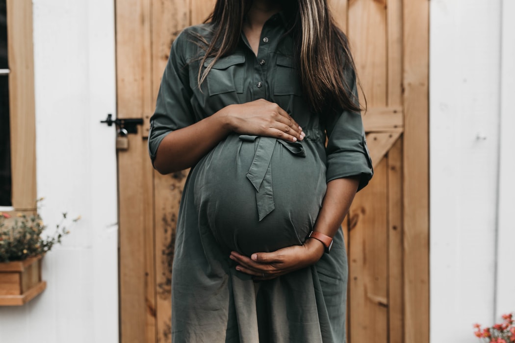 Come vestirsi in gravidanza di Lisa Campolunghi